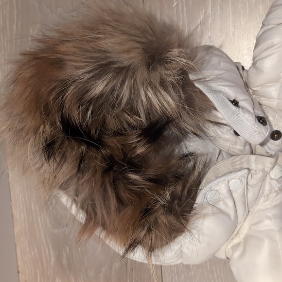 Moncler jacket for 1 year old - Picture 3 of 8